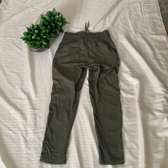 Lululemon Street To Studio Pant II *Unlined 28" Inseam Fatigue Green - Picture 10 of 13